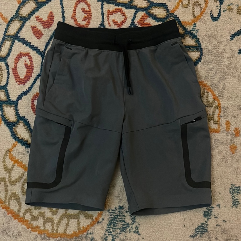 Mens Under Armour Shorts, NWOT